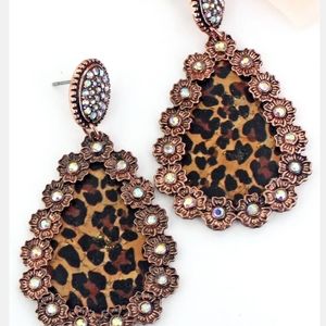 Coppertone leaperd earrings
